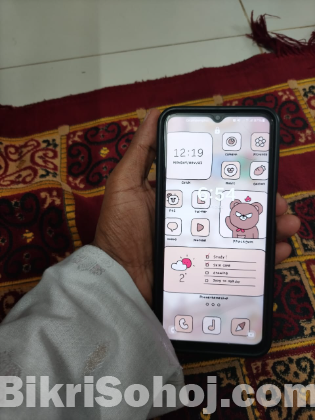 Samsung galaxy m13